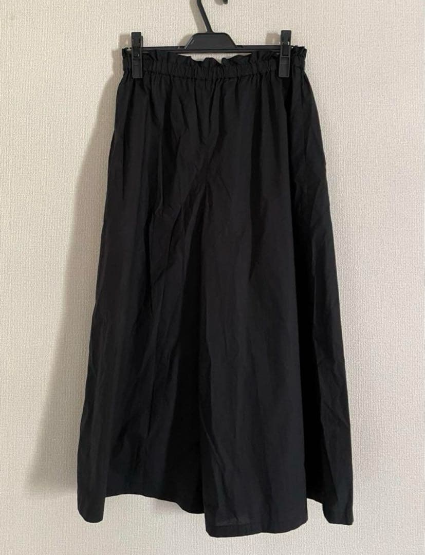 美品【コンジェペイエ アデュートリステス】タイプライターワイドキュロット(黒)