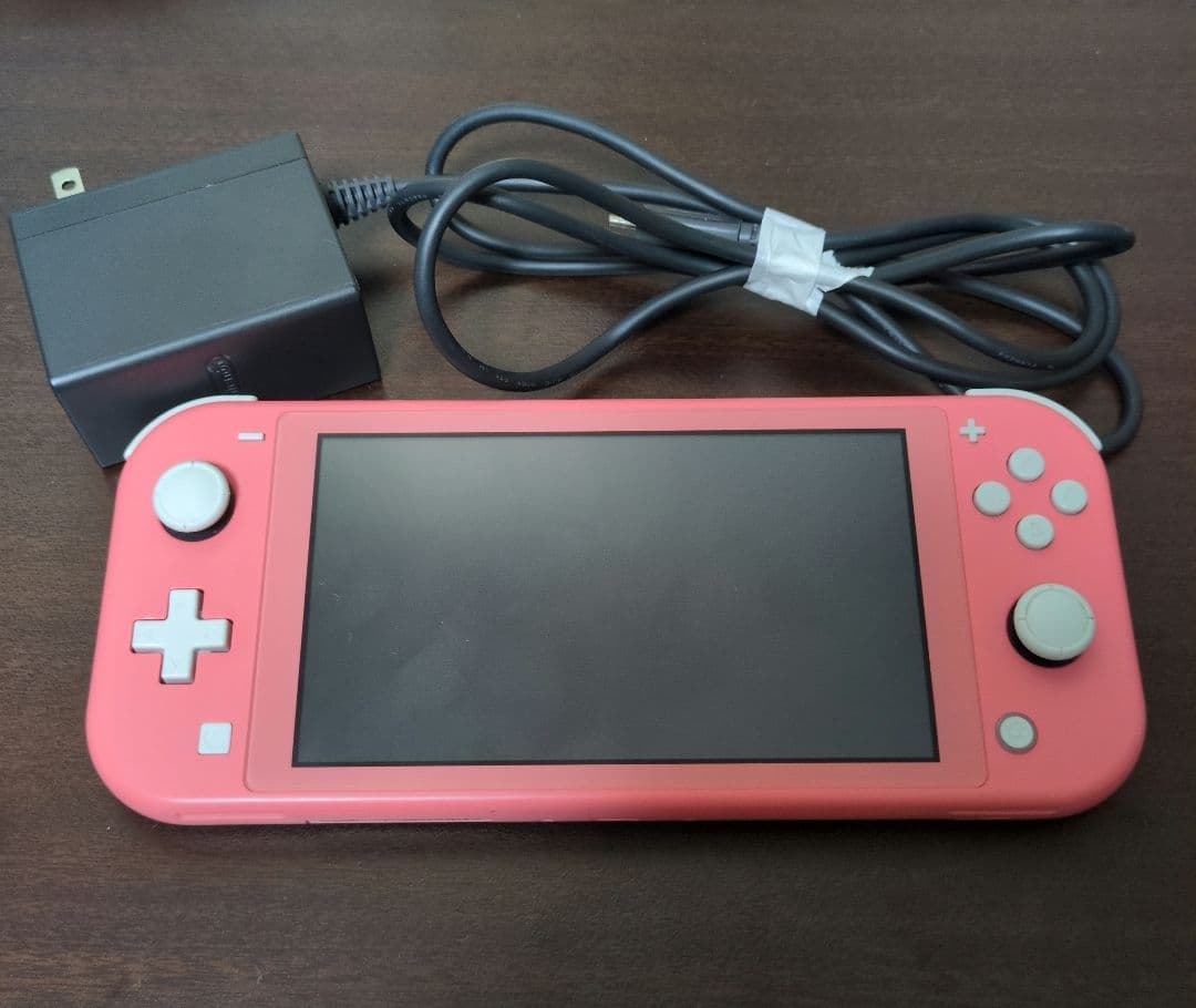 Nintendo Switch Lite　コーラル　本体　充電器付き
