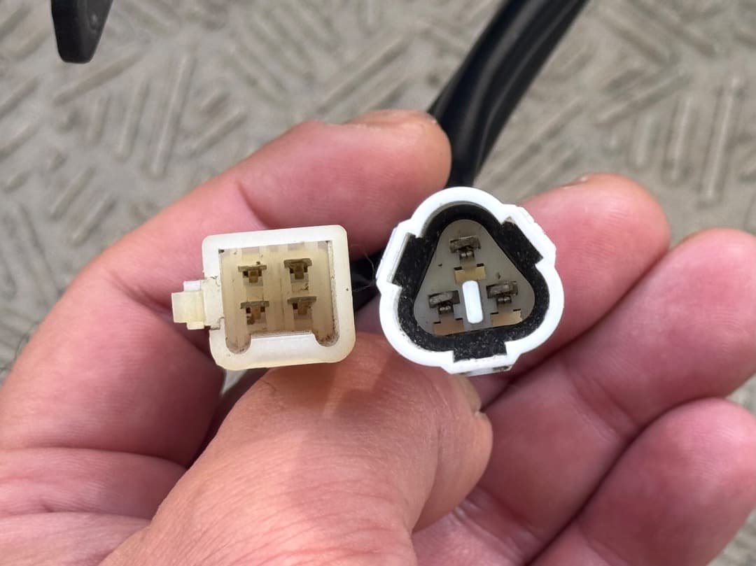 シグナスX 2型 台湾五期 純正 LED テールランプ ASSY ユニット