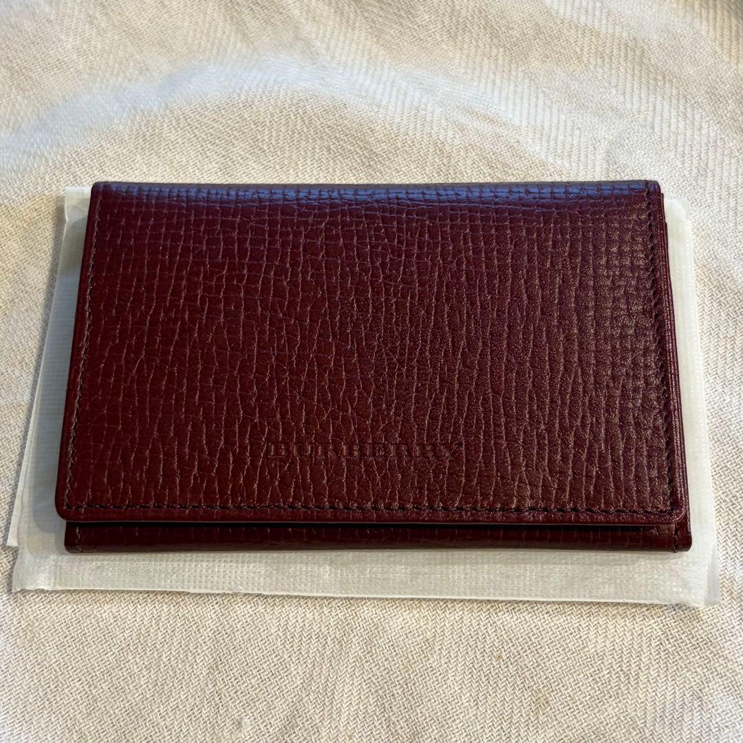 【新品・未使用】Burberry名刺入れ（牛革・国産）