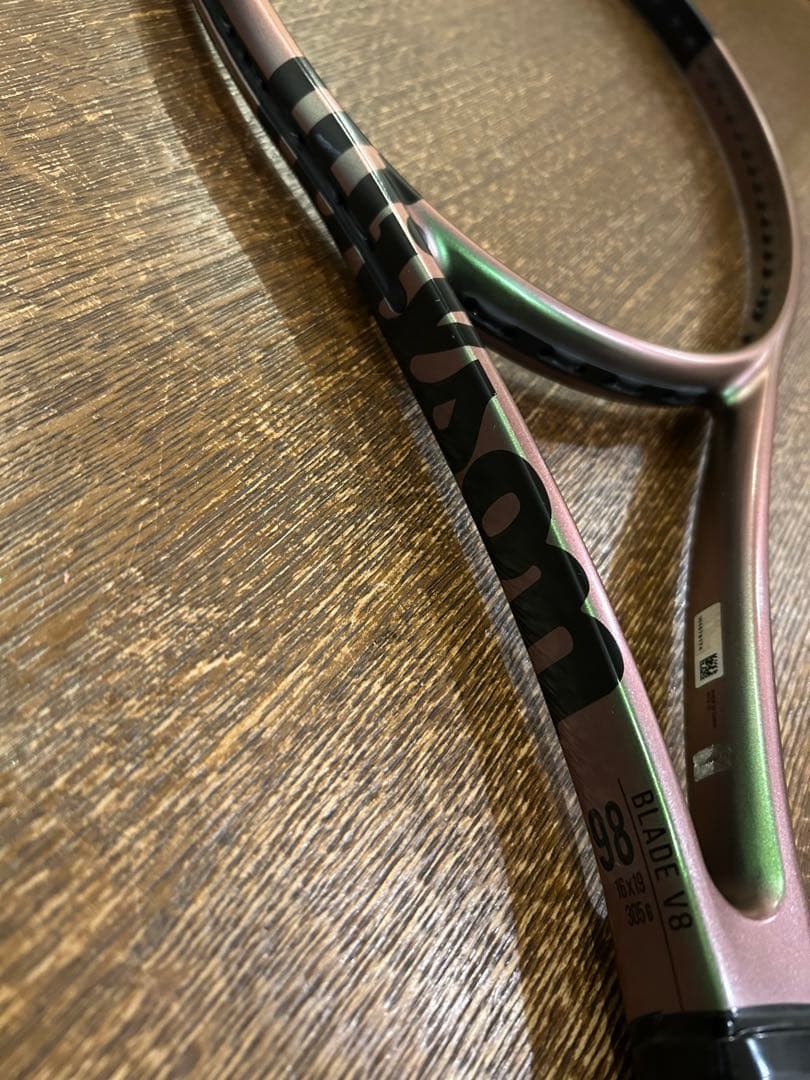 Wilson Blade V8 98 16×19 305g G2