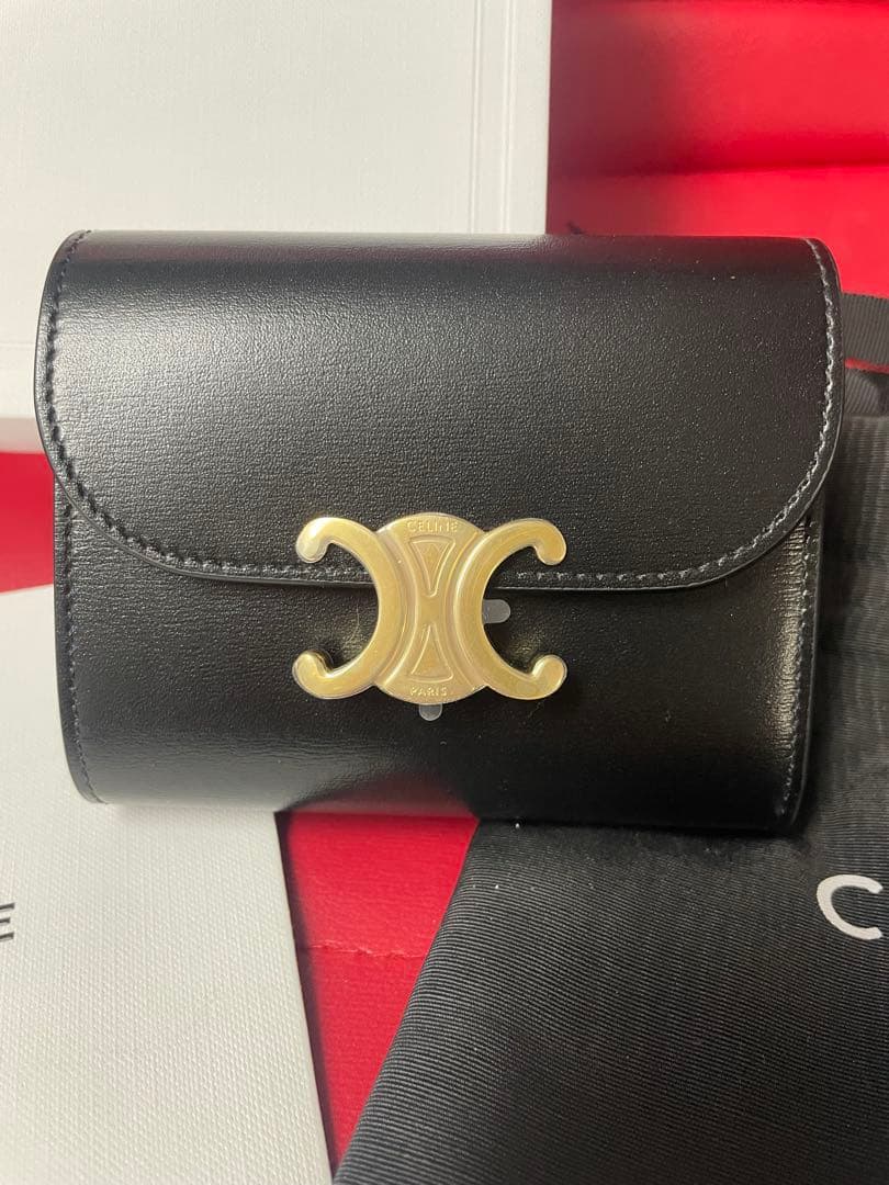 CELINE トリオンフ　スモールフラップウォレット