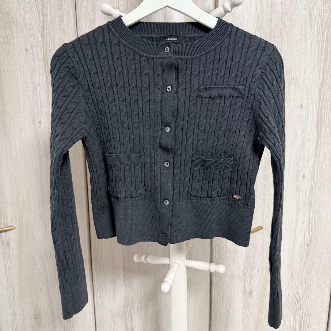 anuans リトルケーブルニットカーディガン CHARCOALGREY