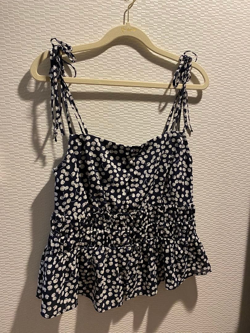 Herlipto Cherry Pattern Strap Top ネイビー M