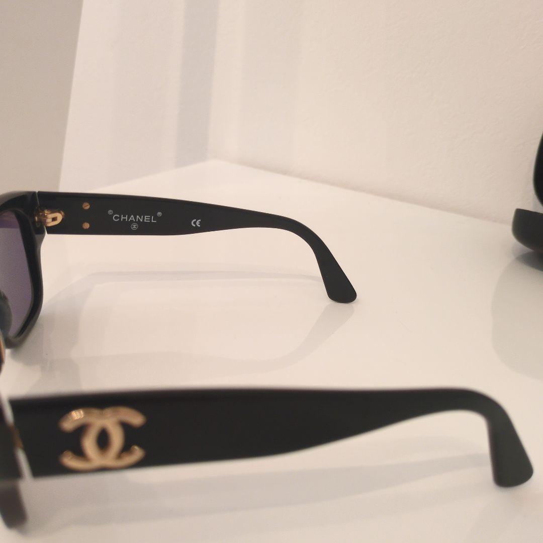 CHANEL ブラック サングラス