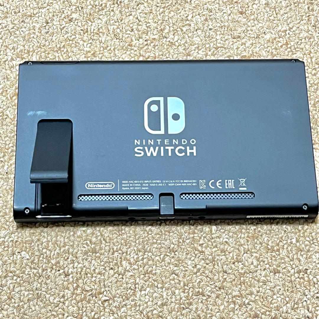 Nintendo Switch (Joy-Con無し)＋純正付属品＋ポーチ