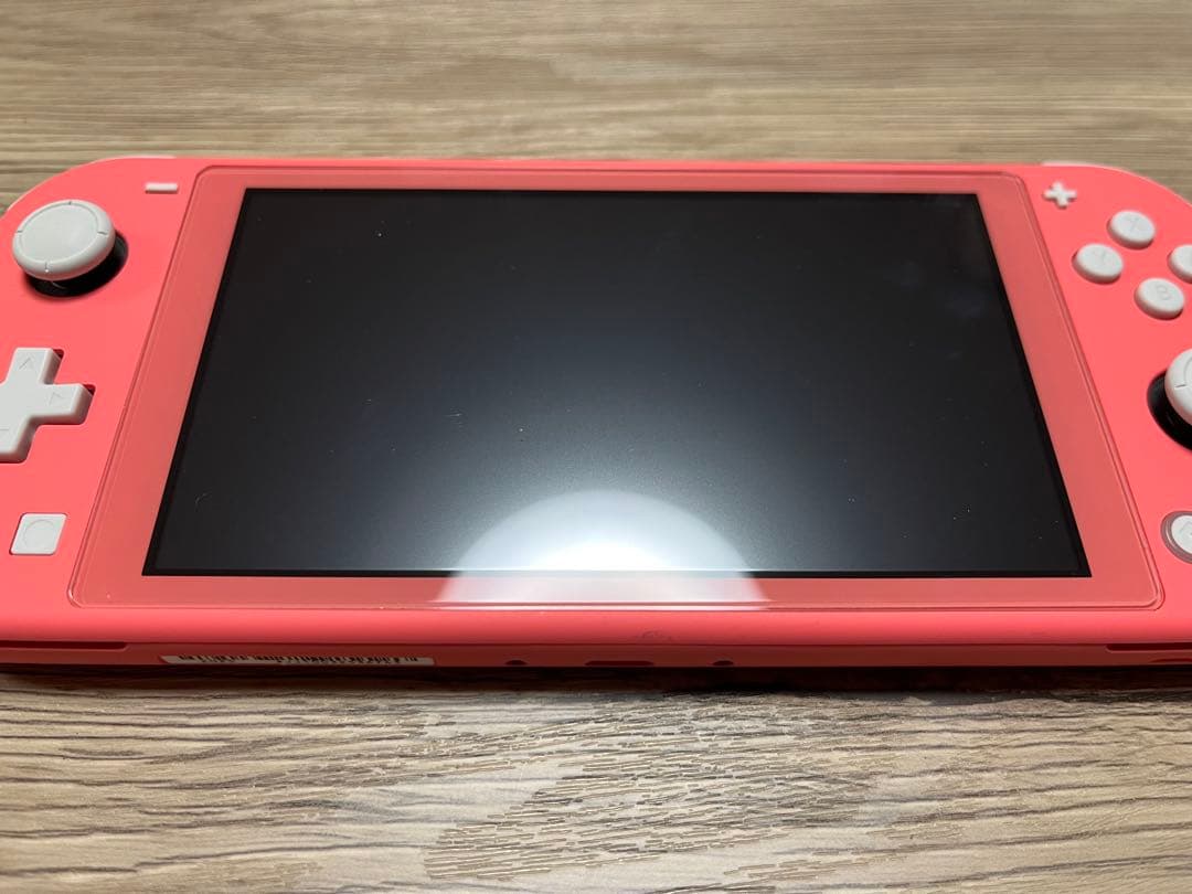Nintendo Switch Lite コーラルピンク