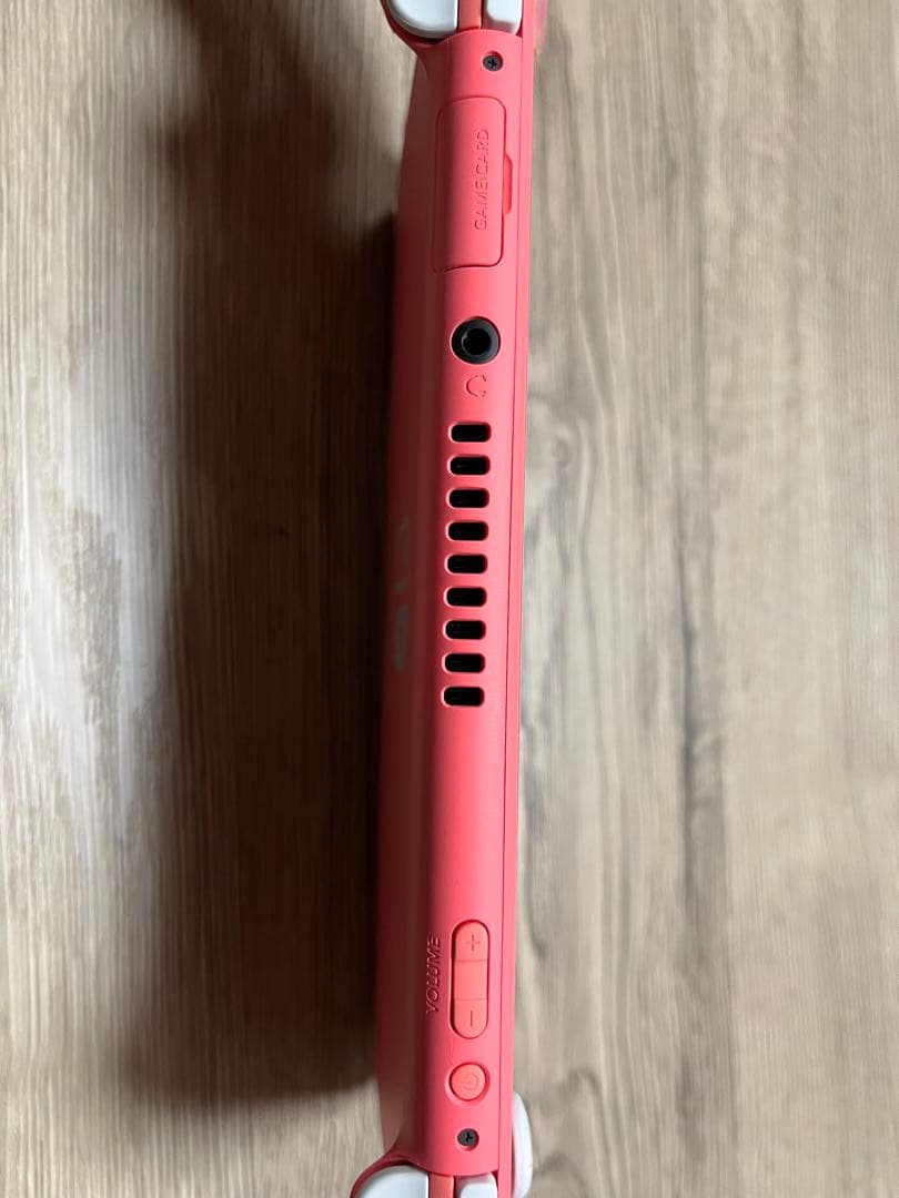 Nintendo Switch Lite コーラルピンク