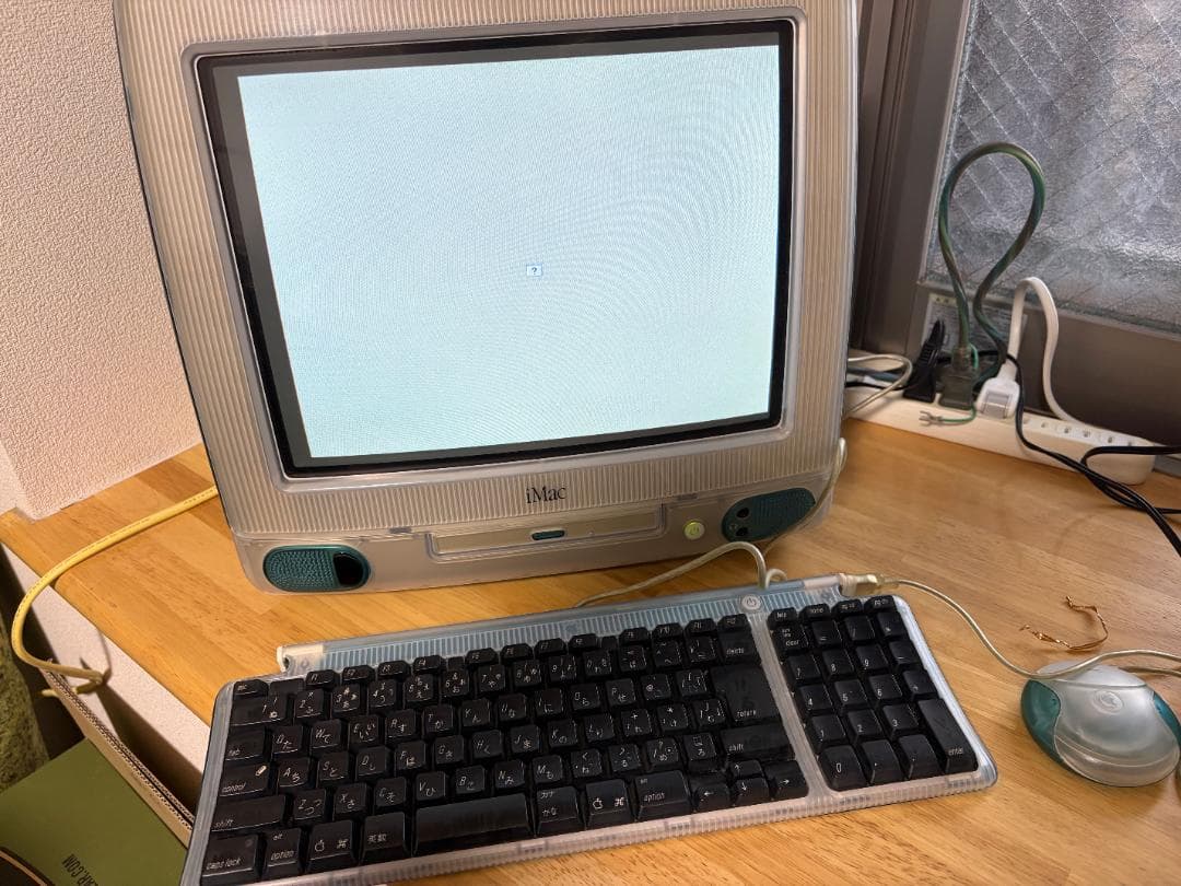 Apple 初代 iMac ボンダイブルー