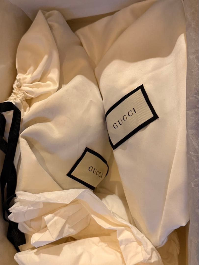 靴 Gucci