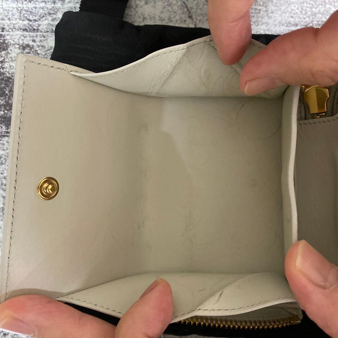 CELINE ライトグレーレザーふたつ折り財布 最終価格