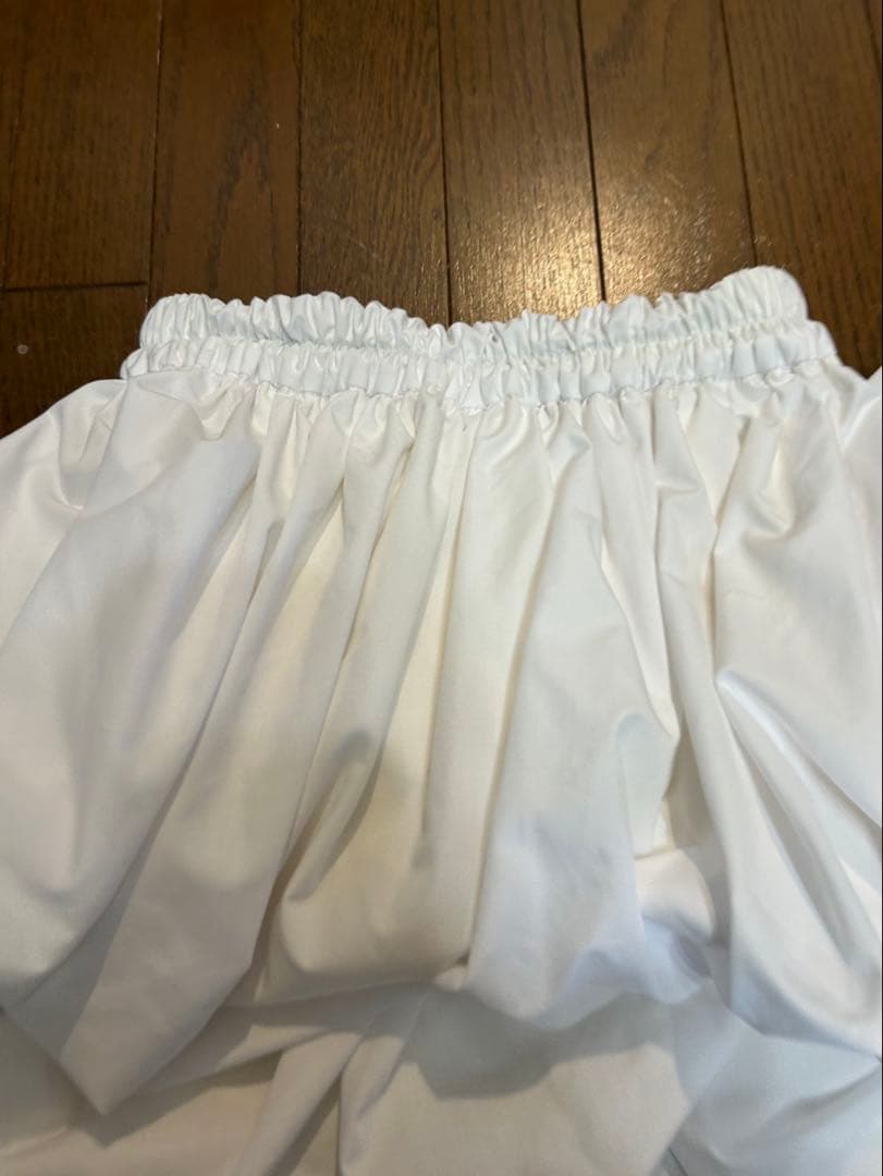 「新品未使用」Olu. 【ラッピングスカートホワイト】定価 ¥12,000税込
