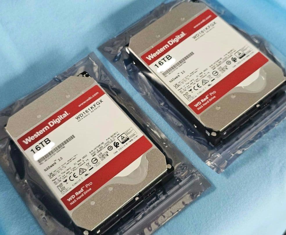 16TB Western Digital WD Red Plus　2台セット