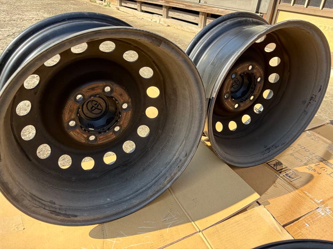 トヨタ純正 ハイラックス　鉄　ホイール　17インチ　17x7.5J