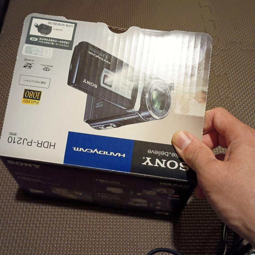 Sony HDR-PJ210 ビデオカメラ 本体　ケーブル他