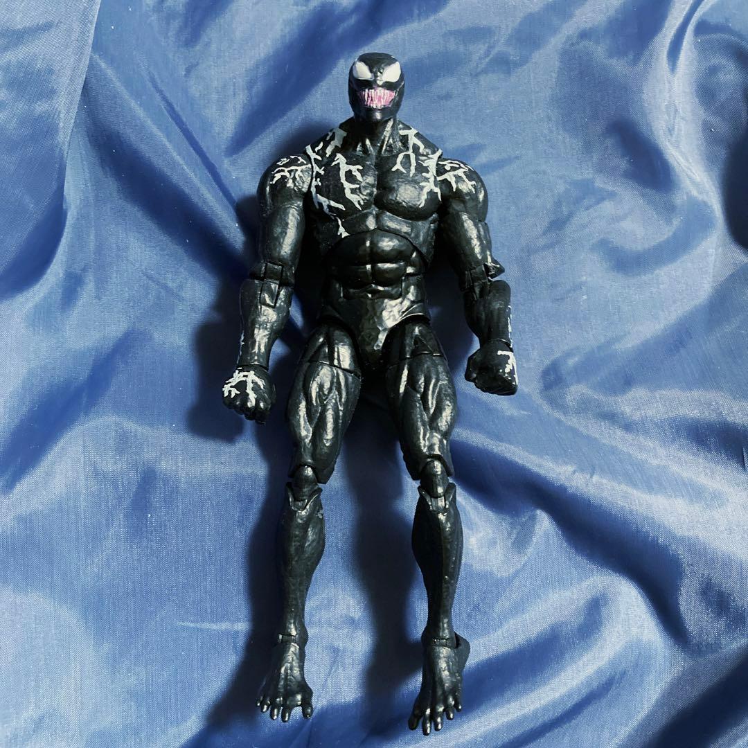 MARVEL マーベル　ヴェノム　フィギュア　2体セット