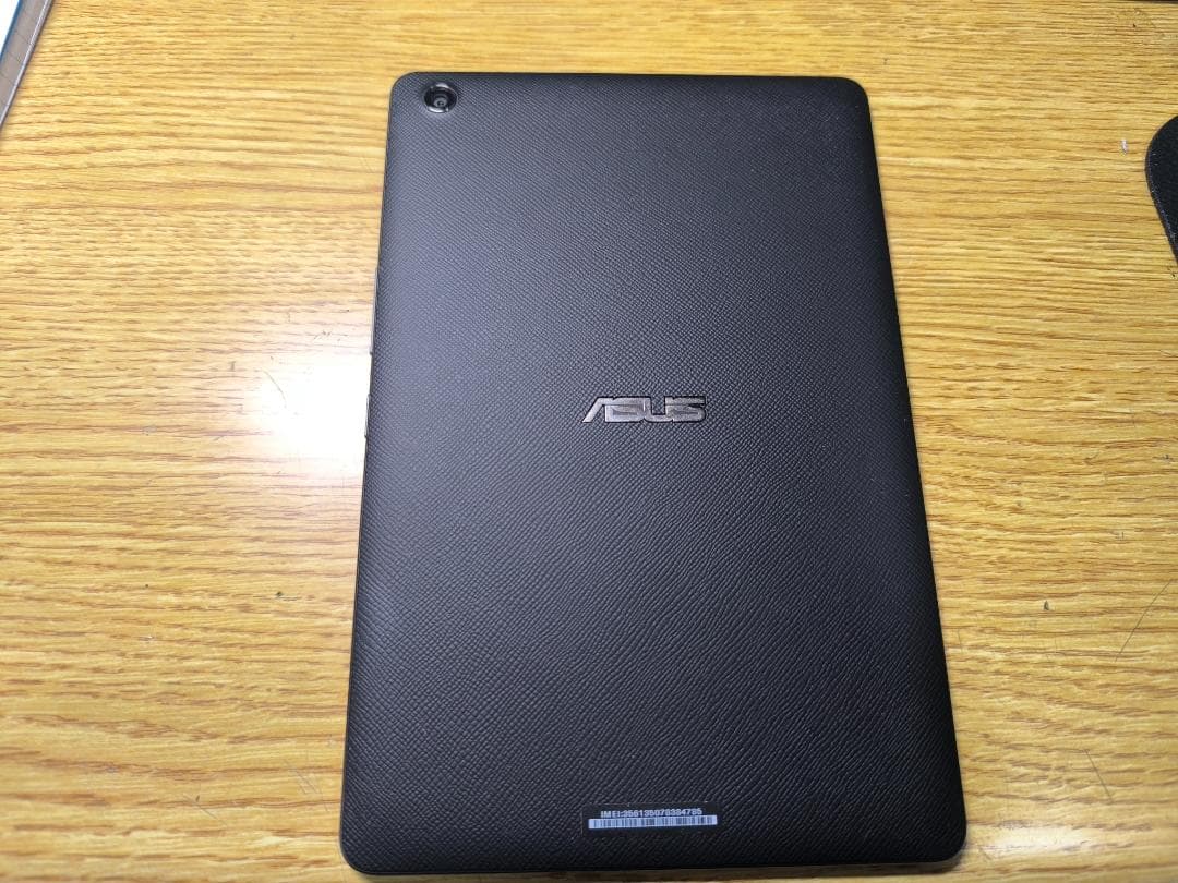 ASUS ZenPad 3 8.0　メモリ４G　８インチ　SIMフリー