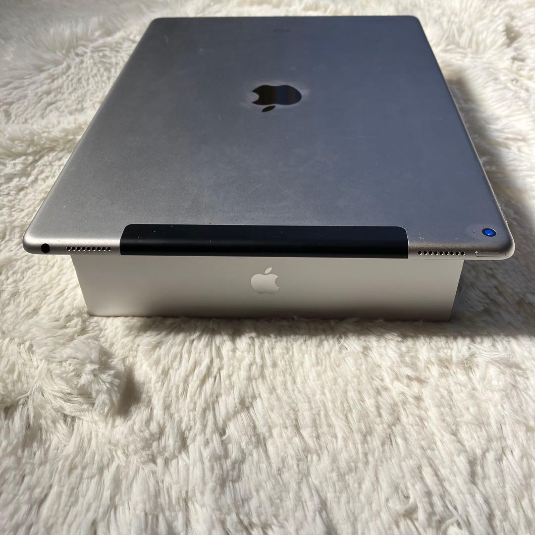【早い者勝ち】iPad Pro 12.9 128GB 【すぐ発送】【付属品】