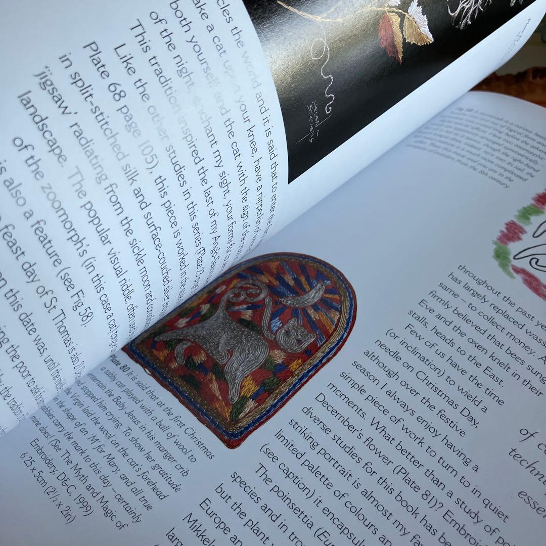 洋書　刺繍　EMBROIDERER'S YEAR　Helen M. Steven