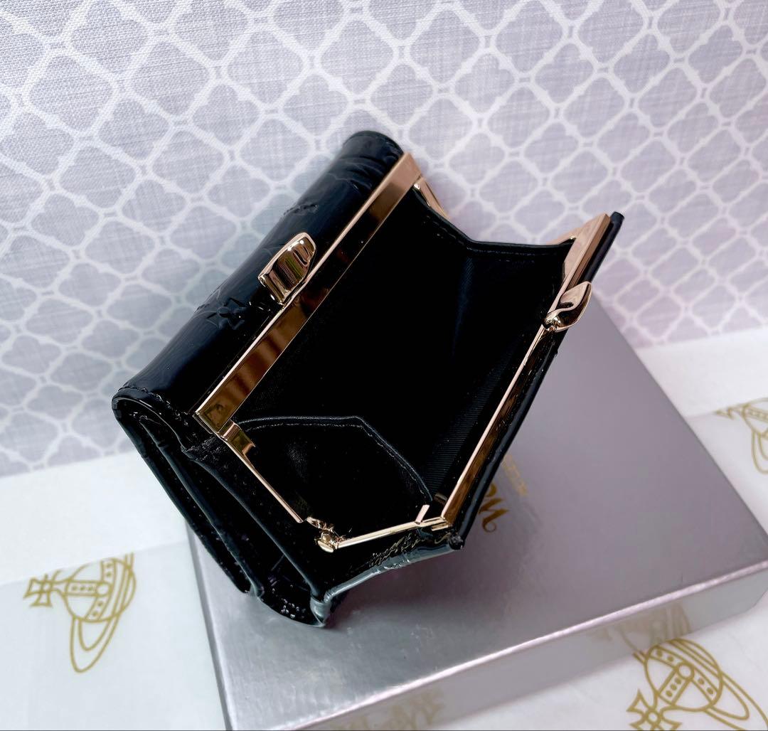 【大人気✨️ショッパー付】新品 Vivienne Westwood エナメル 黒