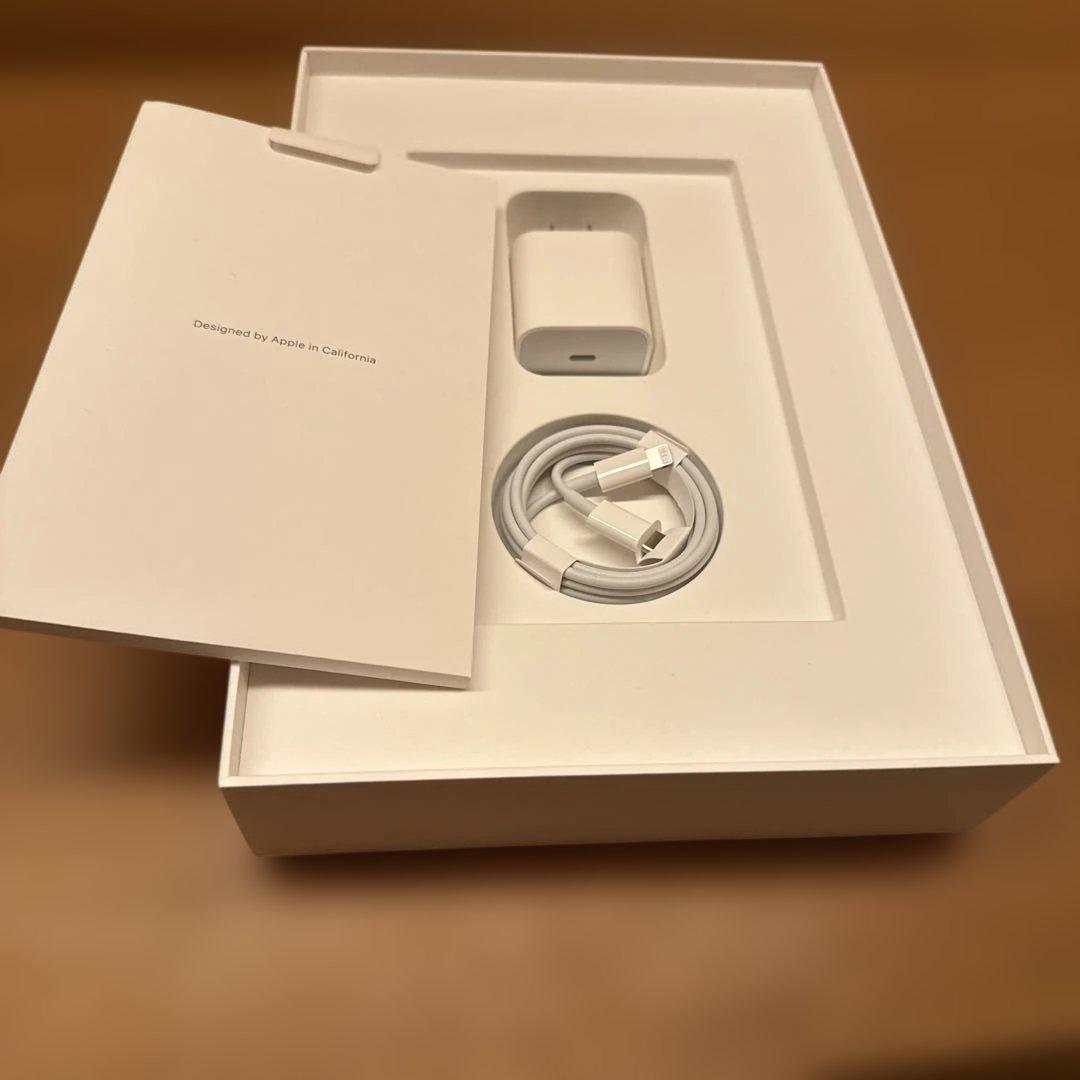 バッテリー90% iPad 第9世代 64GB Wi-Fi スペースグレイ 箱付
