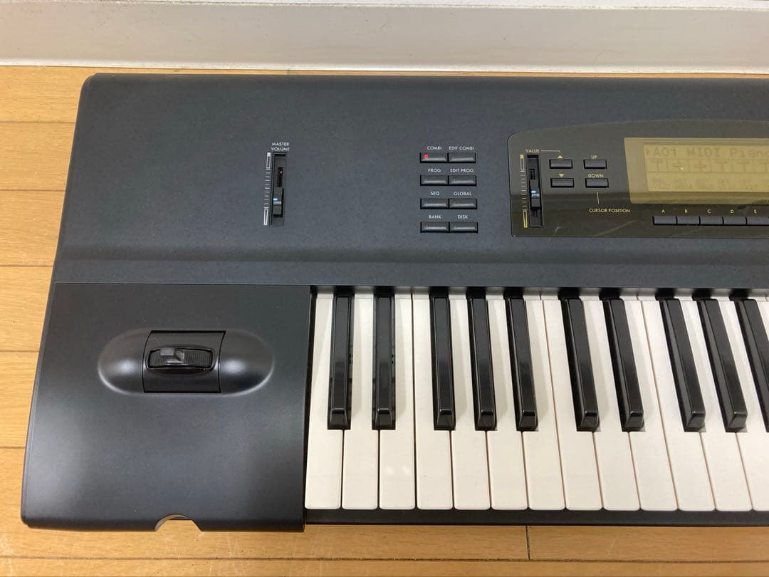 KORG 01/W FD シンセサイザー キーボード コルグ 0803