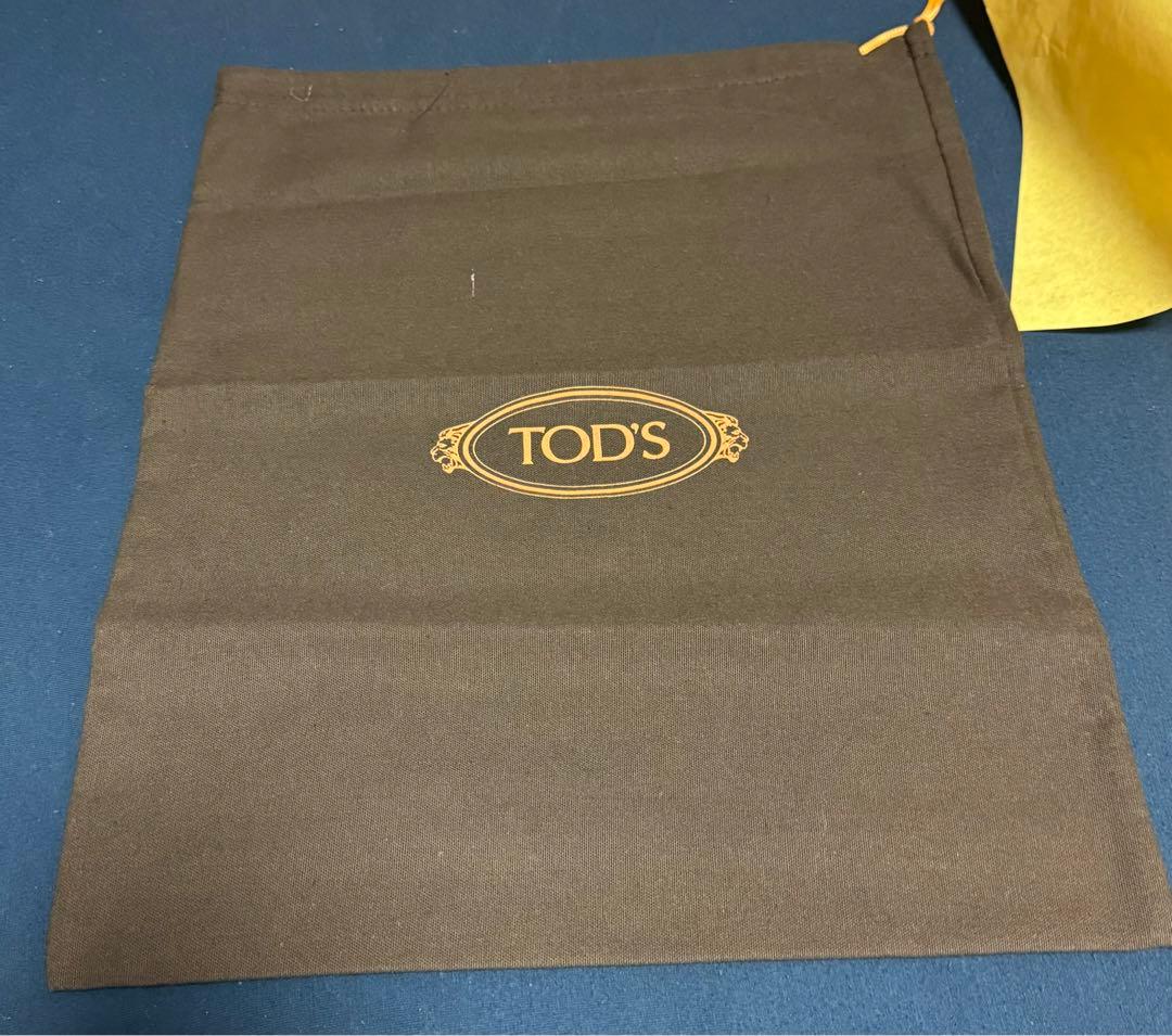 トッズ TOD'S 未使用 ドライビングシューズ ゴンミーニ ブラック レザー