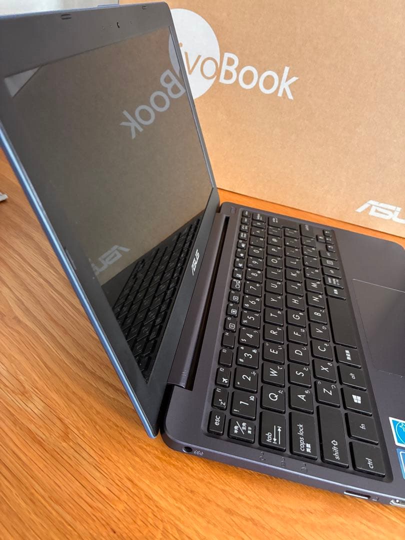 Windowsノート本体 ASUS E203MA-4000G Windows 10