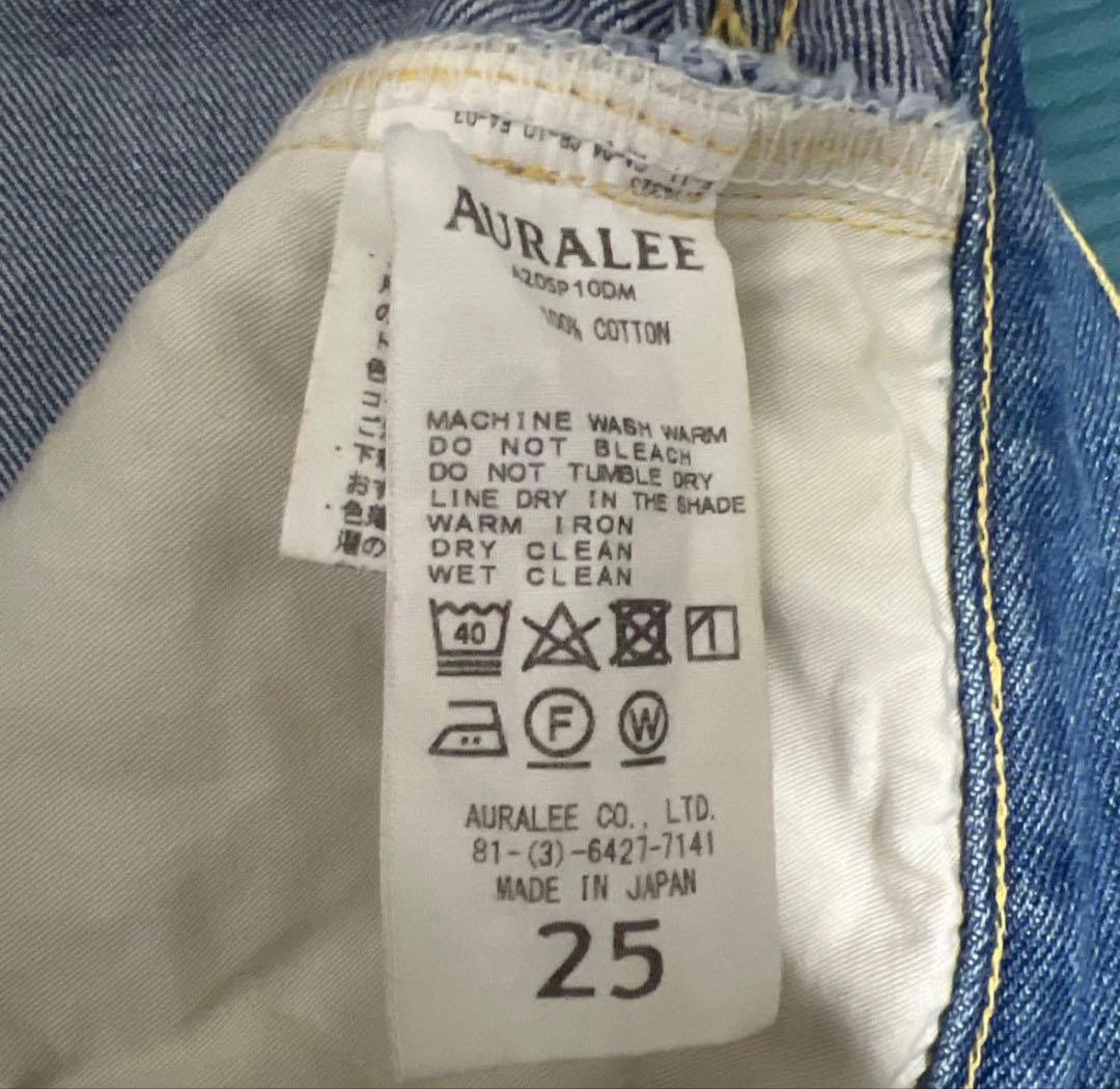 AURALEEデニムパンツ