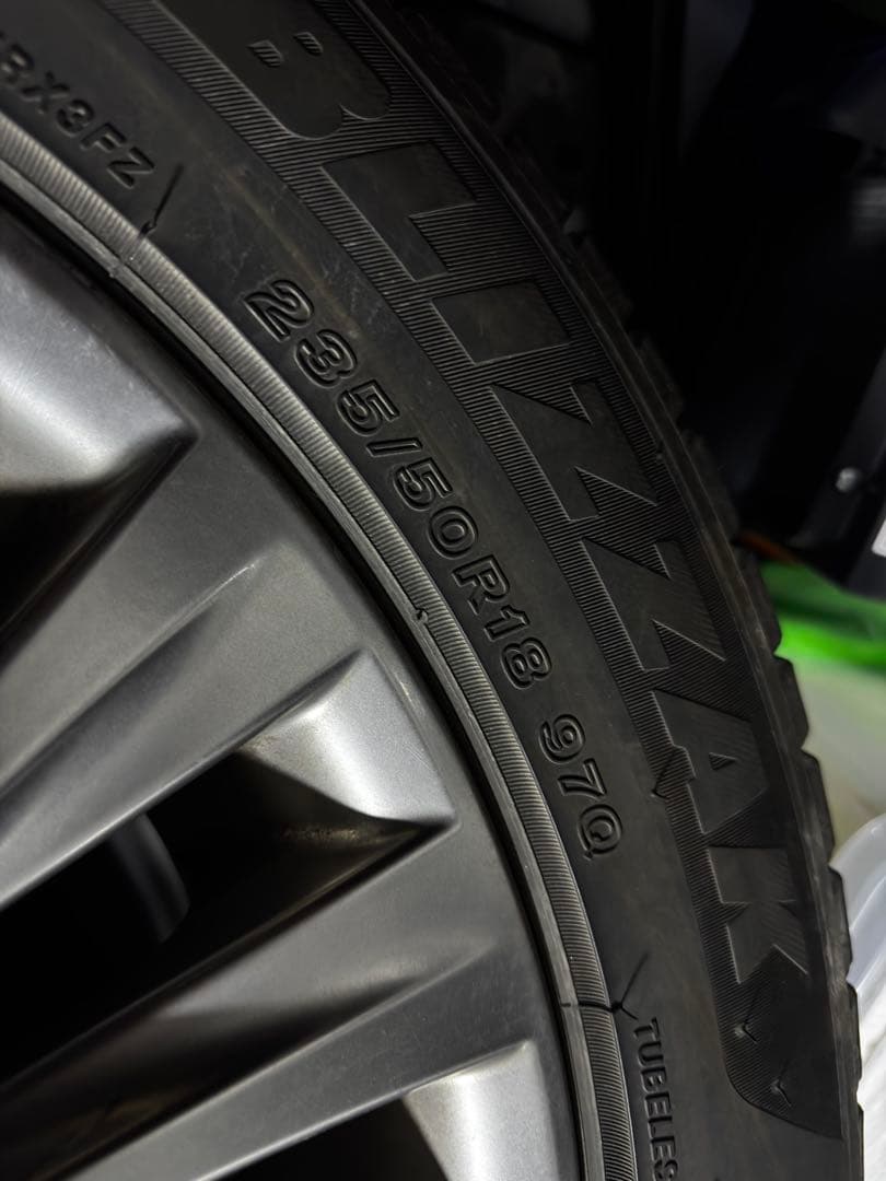 アルファード純正ホイール　ブリヂストン ブリザック 235/50R18