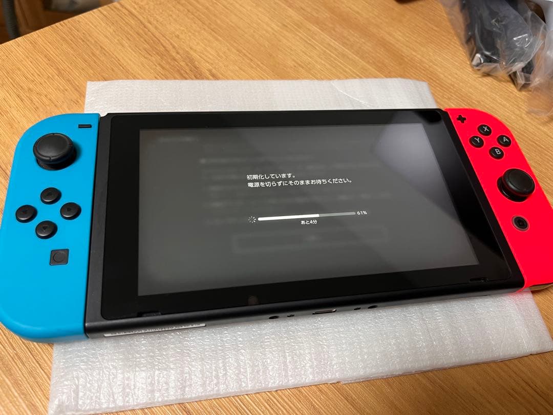 Nintendo Switchネオン　バッテリー強化版箱付プロコントローラー付