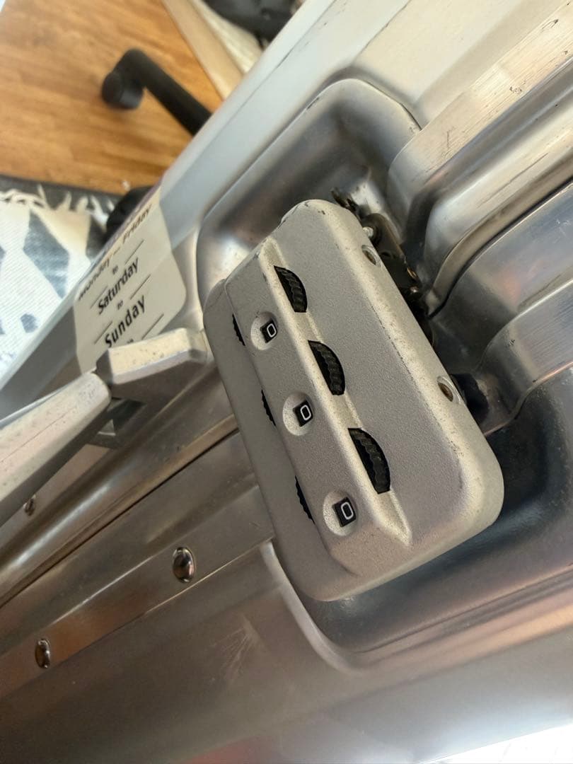 RIMOWA 旧トパーズ 2輪 32L 機内持込可 ドイツ製 ※内装剥がれあり