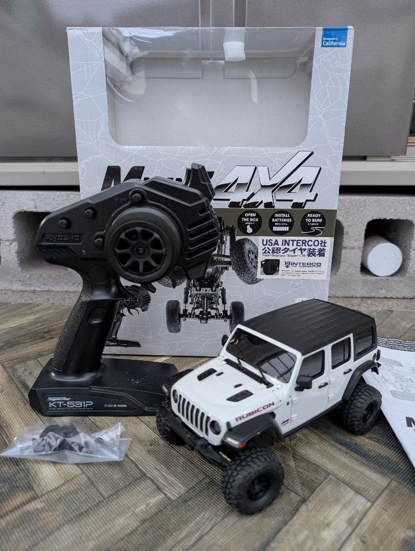 京商ミニッツJeep WranglerRubicon 　クローラーラジコン