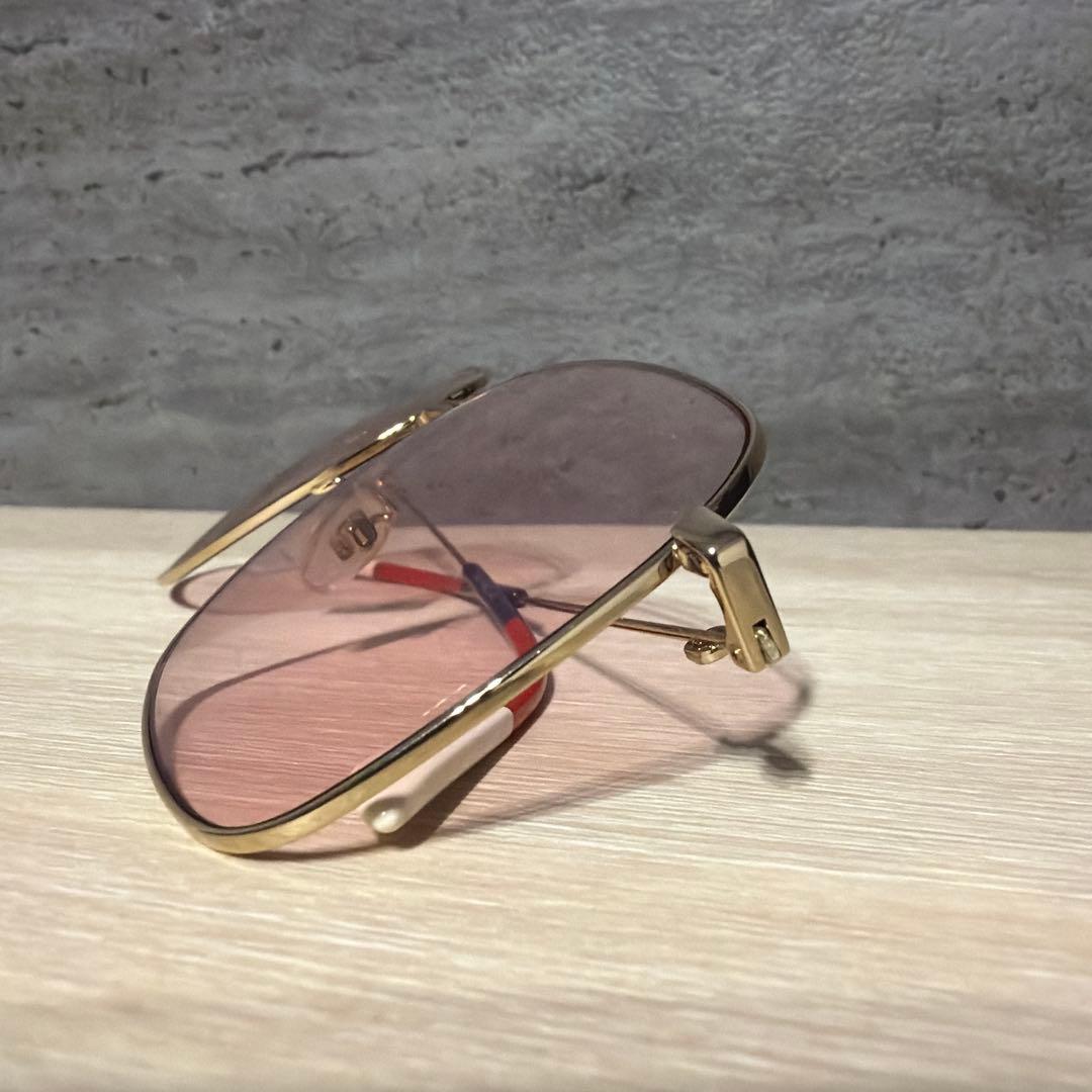 Gucci ピンクレンズ ゴールドフレーム サングラス