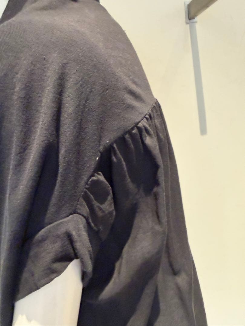 LIMIfew 黒 半袖スキッパーCS 美品