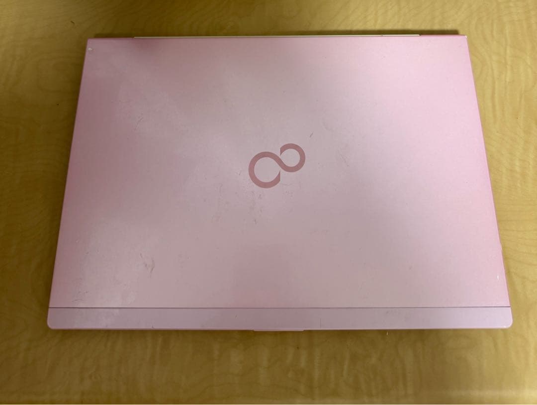 Fujitsu LIFEBOOK 13.3インチ ピンク