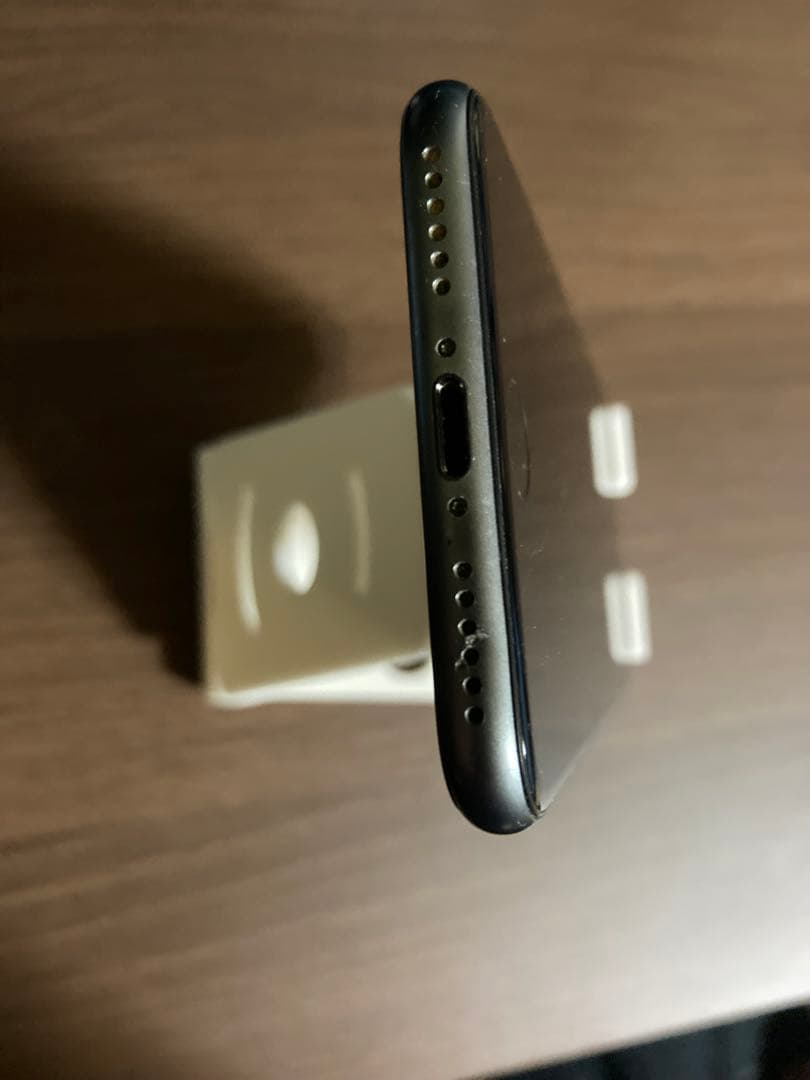 iPhone8 64GB 本体