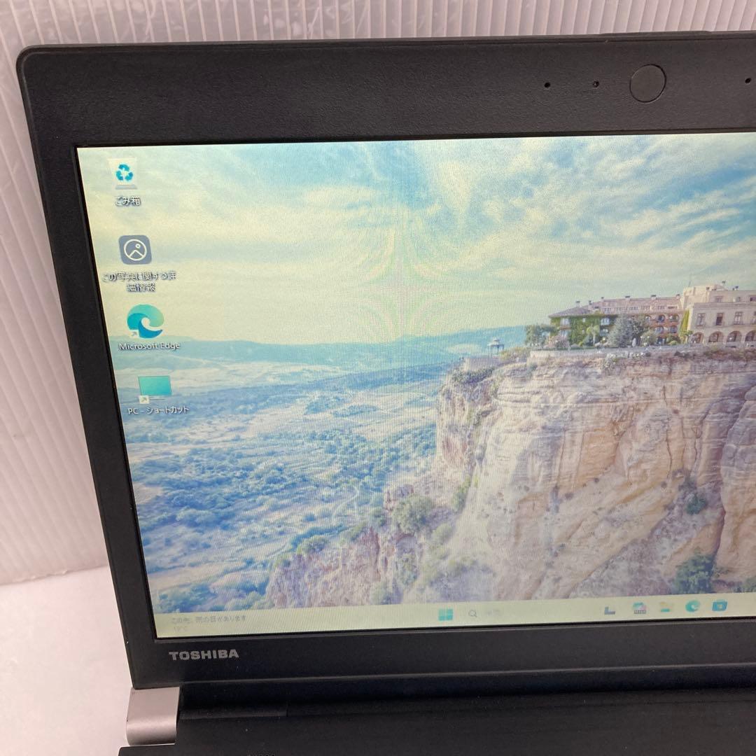東芝　TOSHIBA dynabook R734/Mノート PC