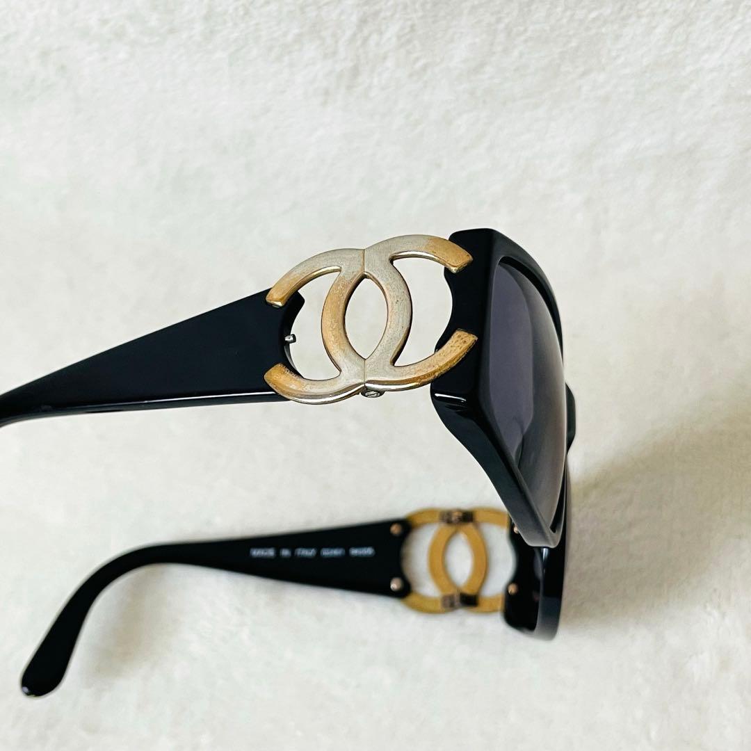 CHANEL ブラック サングラス ココマーク　イタリア製　94305