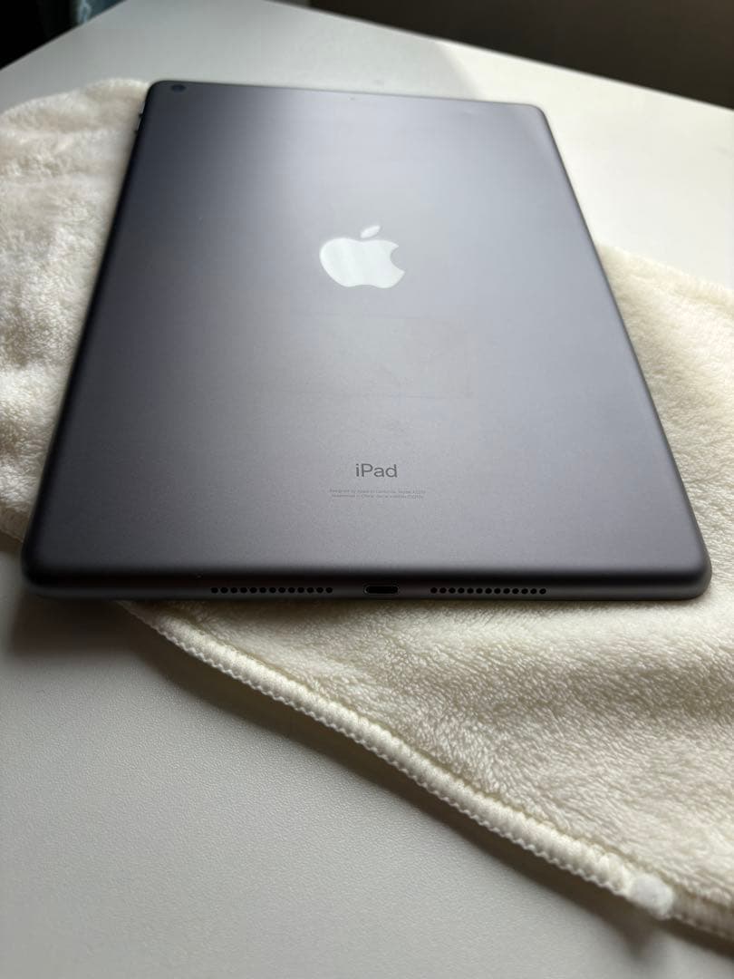 iPad 10.2インチ ブラック 本体