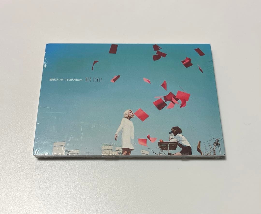 BOL4 RED VICKLE Half Album 新品