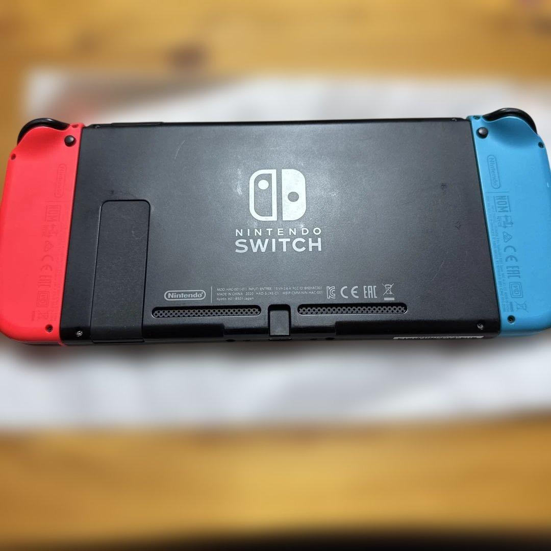 Switch 本体　箱あり、付属品完備、ソフト付