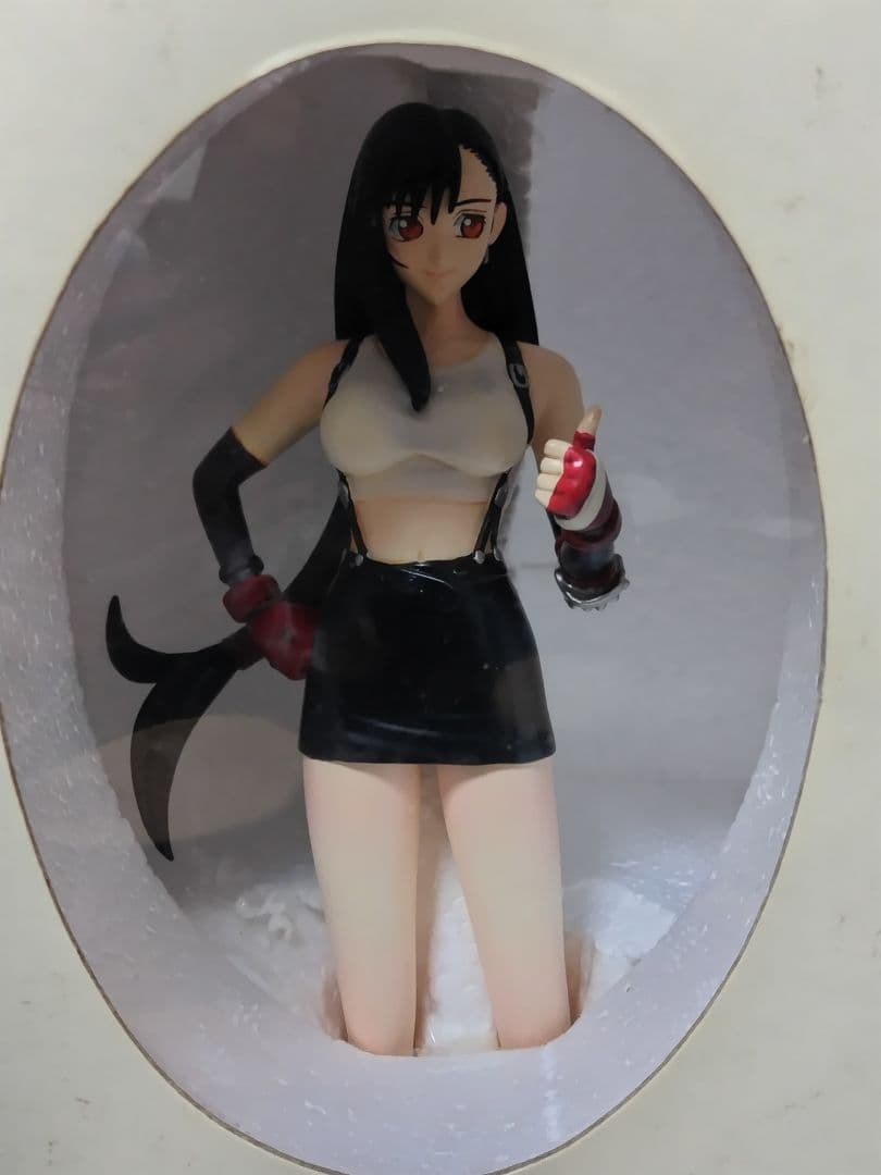 初期　FF7 ティファ・ロックハート 1/8 コールドキャスト コトブキヤ