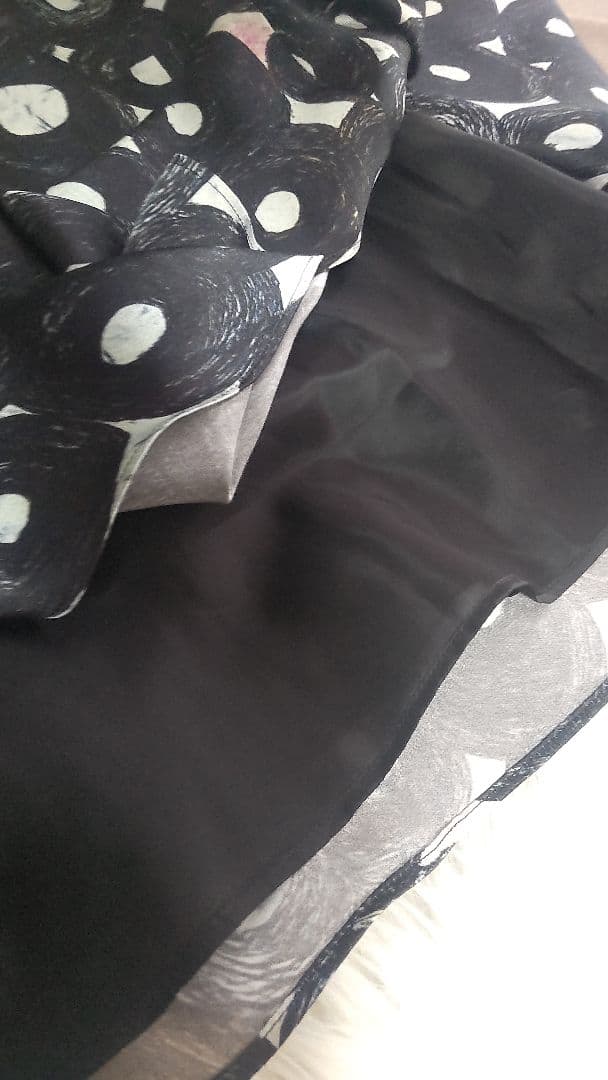 現行品 HERALBONY サテンスカート「（無題）（丸）」