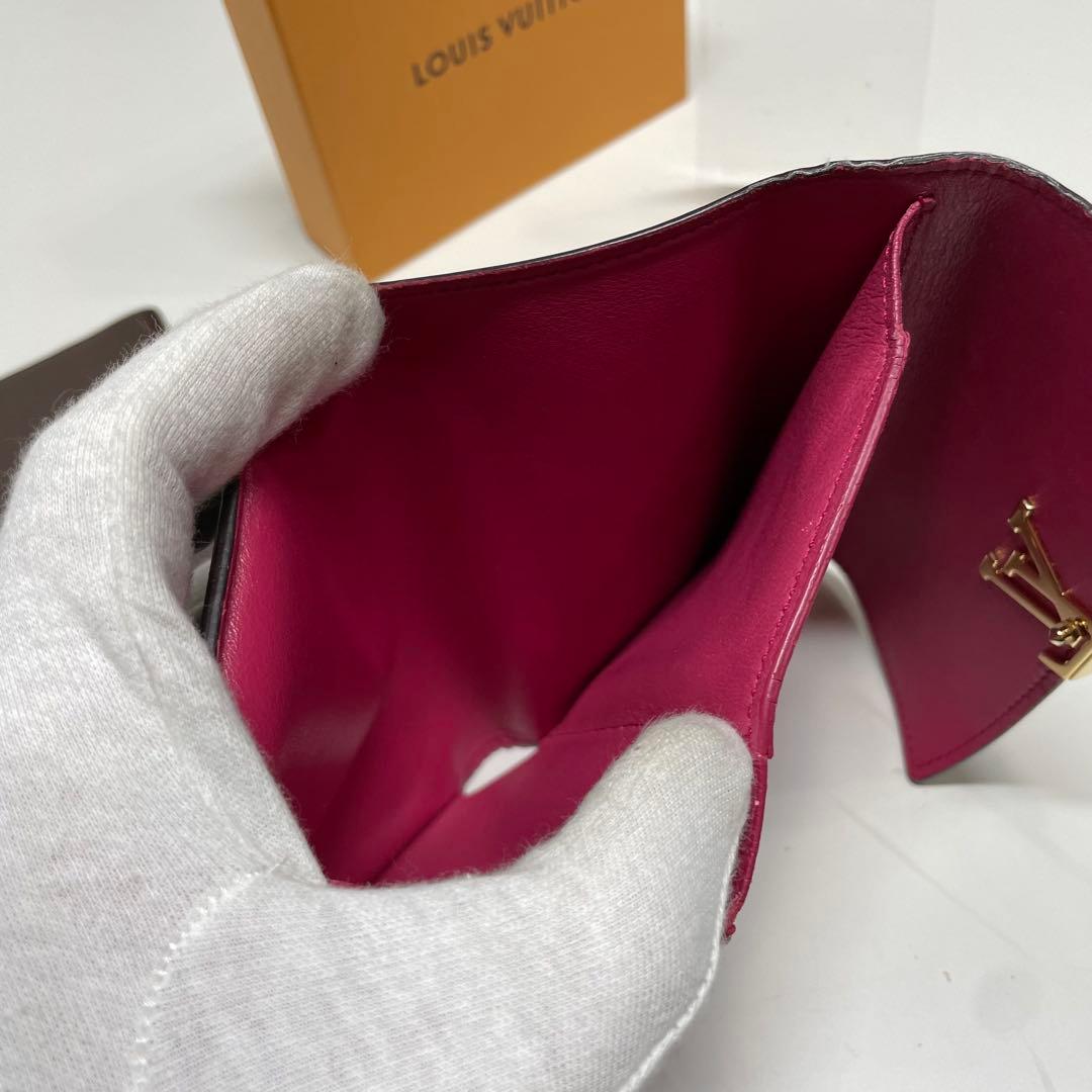 ミ*い様 LOUIS VUITTON カプシーヌ　三つ折り財布 ブラック