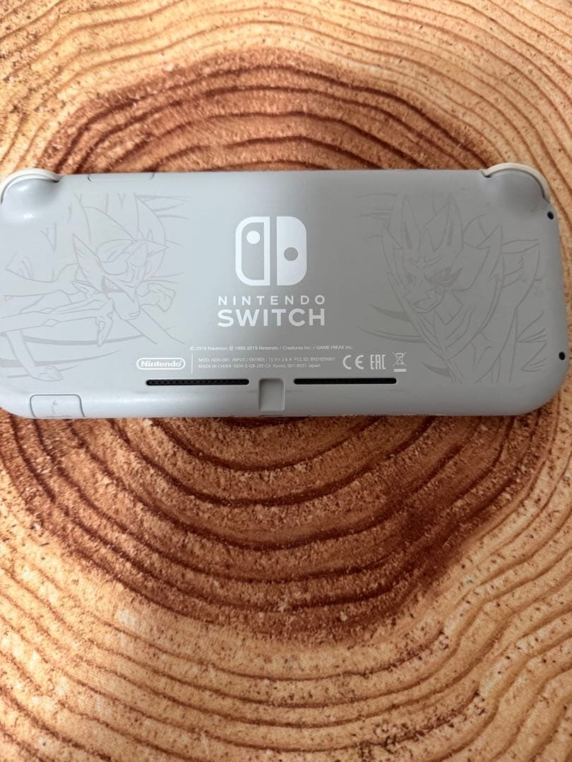 Nintendo Switch Lite ザシアン・ザマゼンタ本体のみ　箱無し