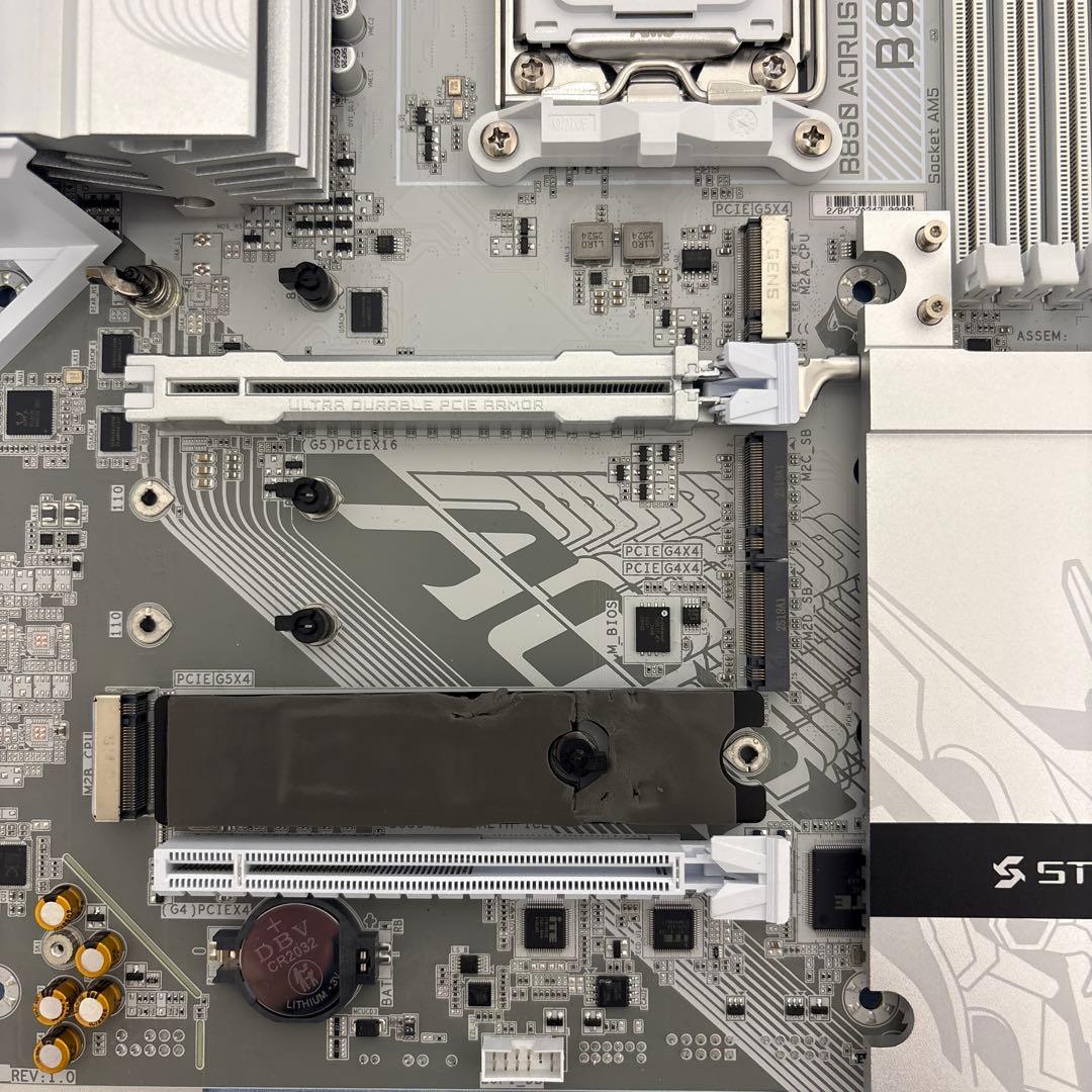 【美品】B850 AORUS STEALTH ICE (AM5 バックコネクタ）