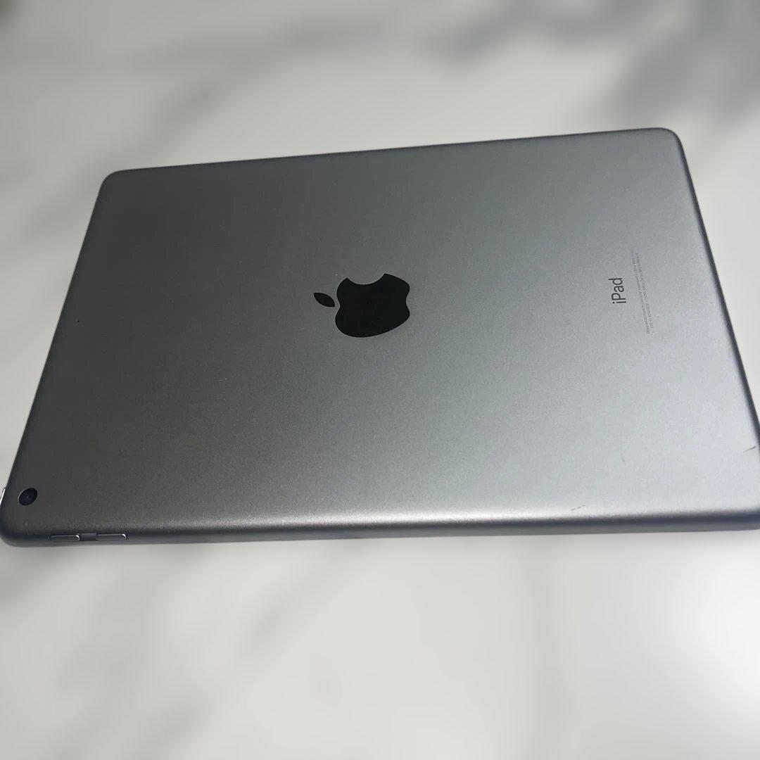 e*u様 iPad第5世代32G