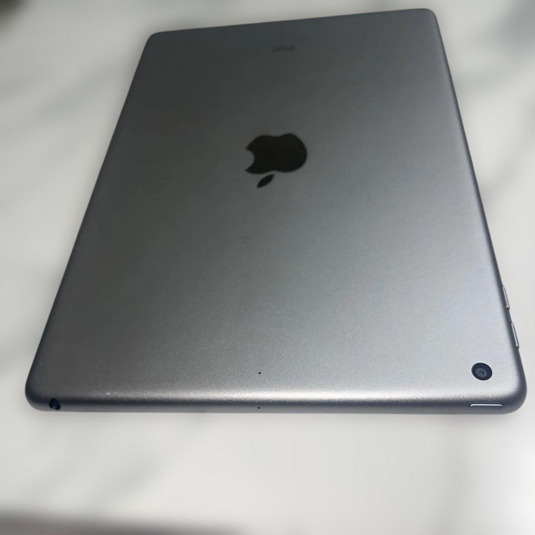e*u様 iPad第5世代32G