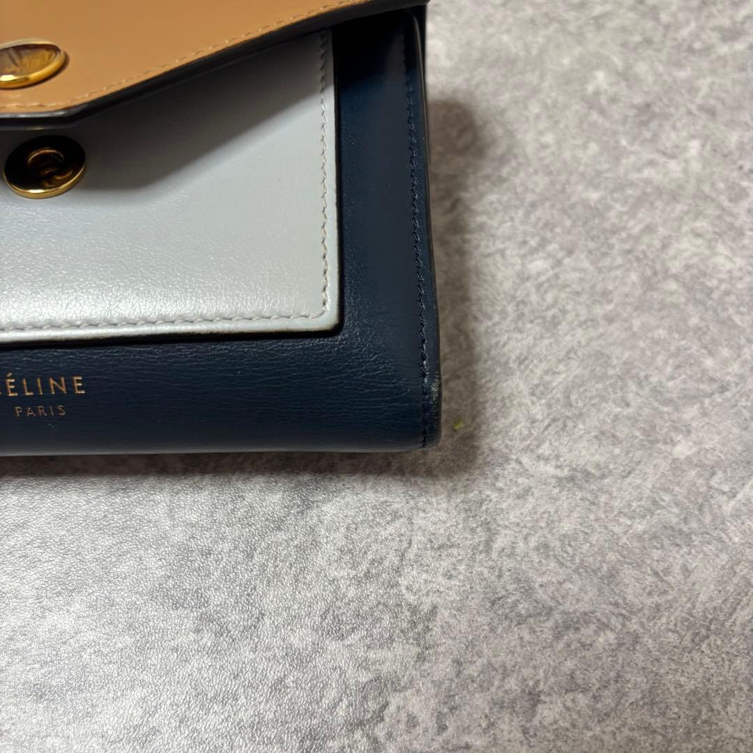 p*o様 (セリーヌ)ミディアムポケットフラップコンパクト財布※説明欄要確認